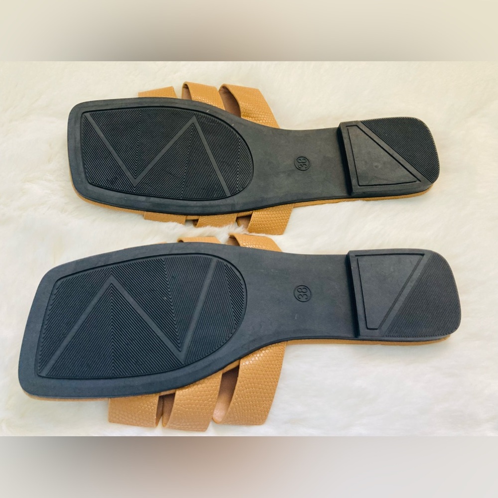 Trendy Everyday Womens Square Toe - Fashionable & Comfortable - Easy Slip - Picture 4 of 4